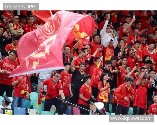 激情四溢的八对八足球比赛展现团队协作与竞技精神的完美结合